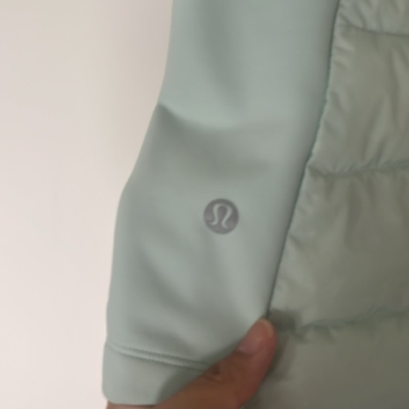 Lululemon Down for It All Vest 4 - Picture 9 of 9